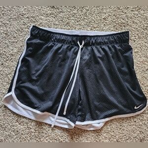 Nike Women's Black DRI-FIT Athletic Shorts with White Accents, M